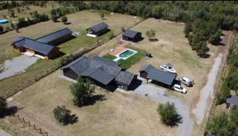 Casa en Parcela Con Acceso Privado, Piscina, Leñera, Cabaña