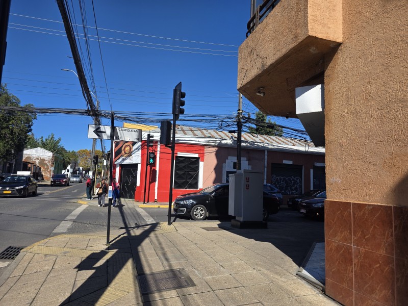 Arriendo Local Comercial Esquina en el Centro