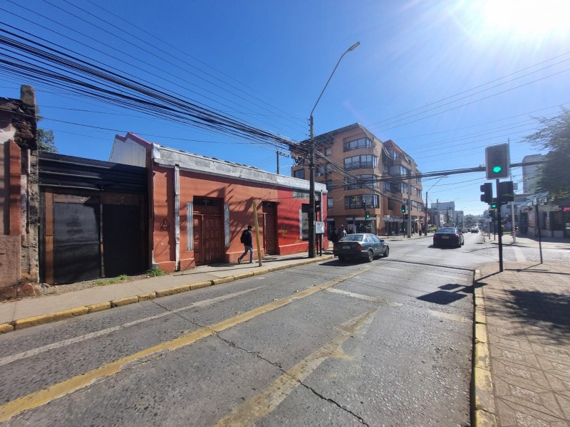 Arriendo Local Comercial Esquina en el Centro