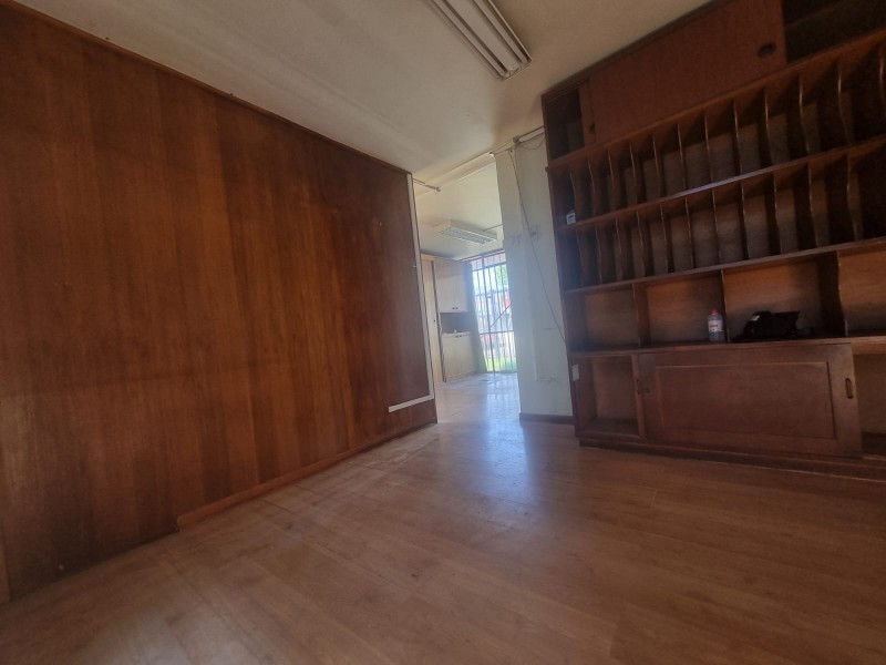 Arriendo Casa Oficina Al Frente de Uc en los Angeles
