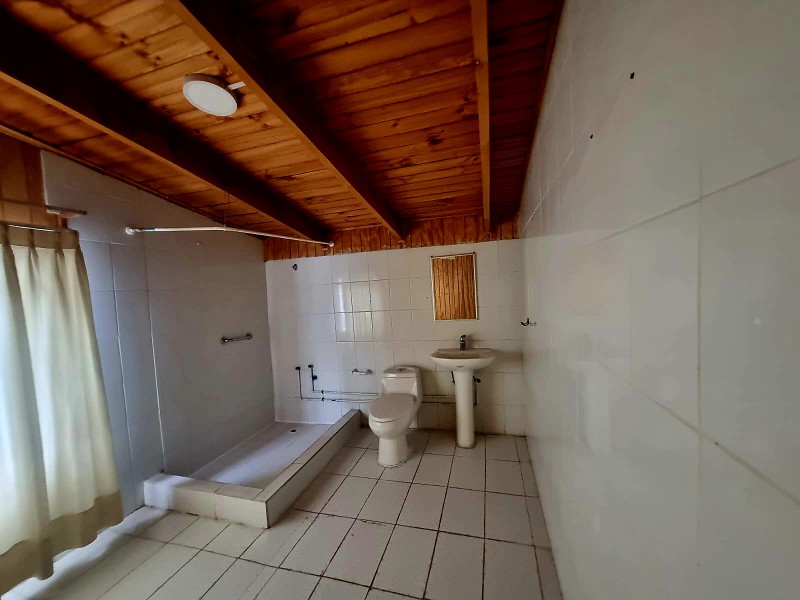 Arriendo Amplia Casa en Avda. Gabriela Mistral