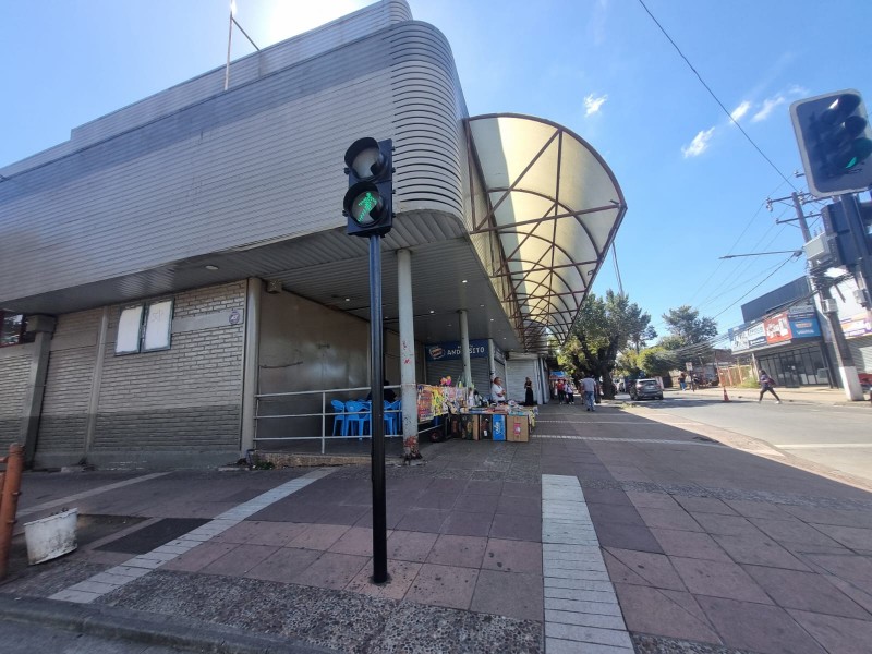 Arriendo Gran Sala de Ventas, los Ángeles