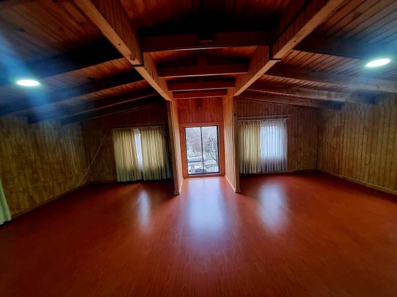 Arriendo Amplia Casa en Avda. Gabriela Mistral
