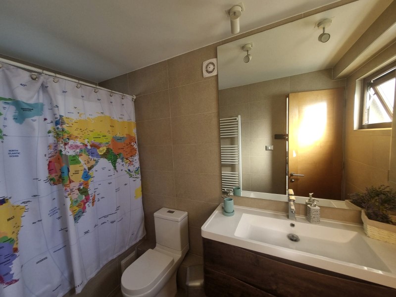 Arriendo Casa Amoblada y Sin Amoblar en Condominio Cataluña