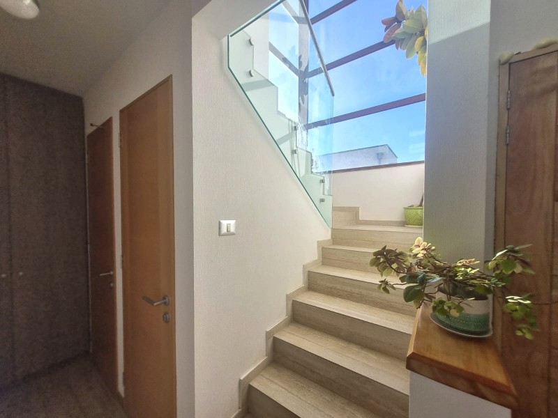 Arriendo Casa Amoblada y Sin Amoblar en Condominio Cataluña