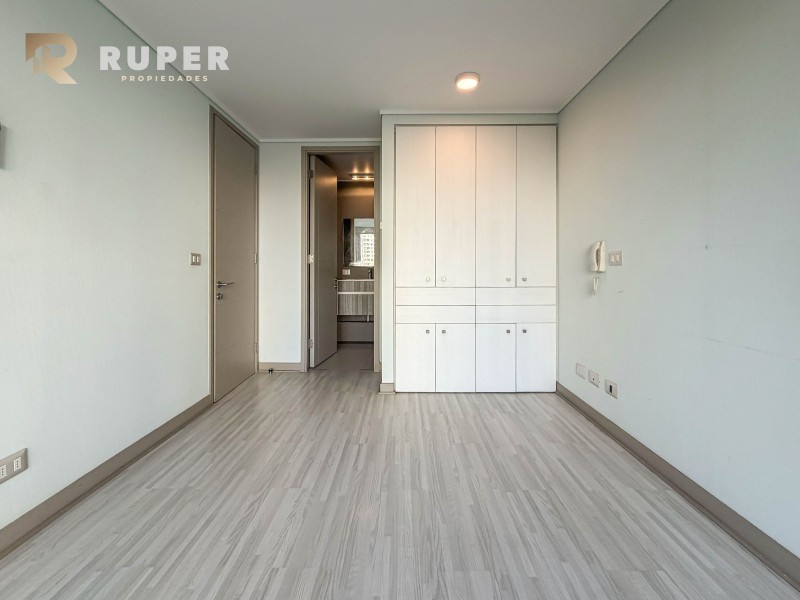 Departamento 2D 2B en Bosque de Montemar. Sector Residencial