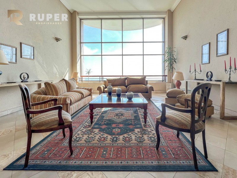 Arriendo Dpto Amplio Con Mucho Sol y Vista Al Mar 3D 3B 2E