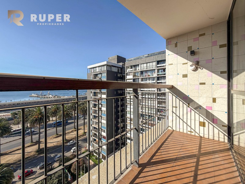 Departamento 2D Vista Al Mar en el Plan de Valparaíso