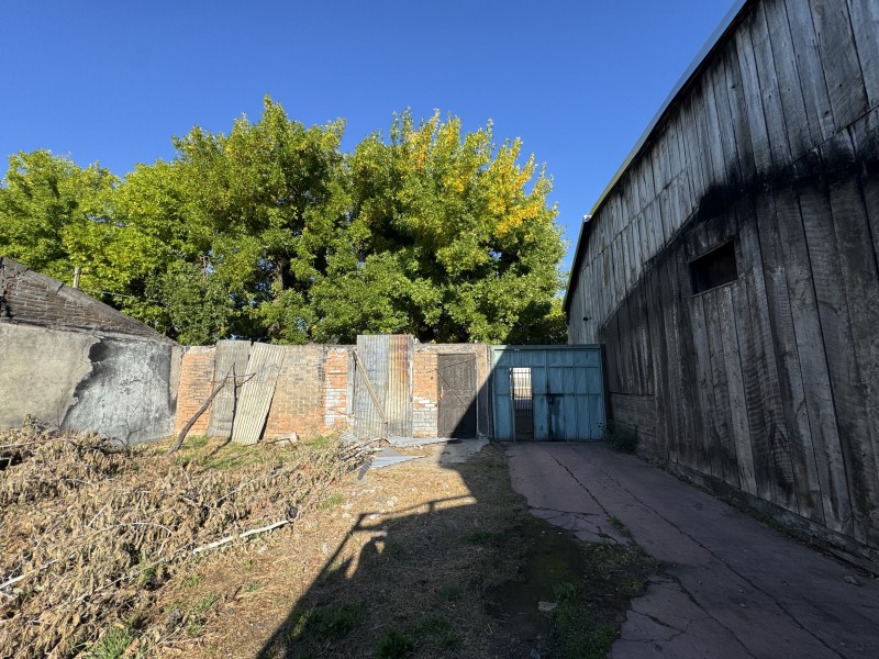 Sitio en Freire 628