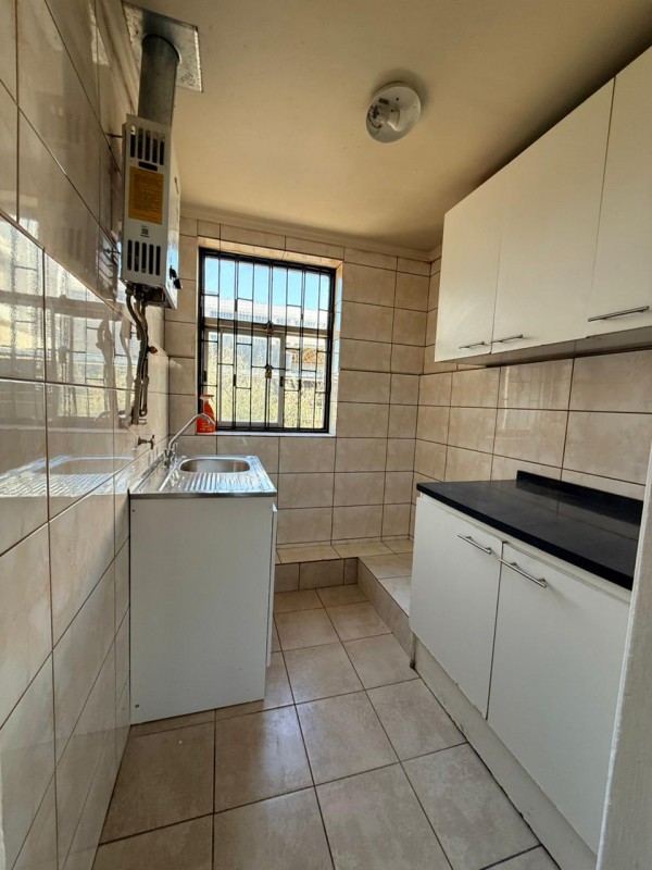 Arriendo Amplia y Luminosa Casa en Segundo Piso! Viña