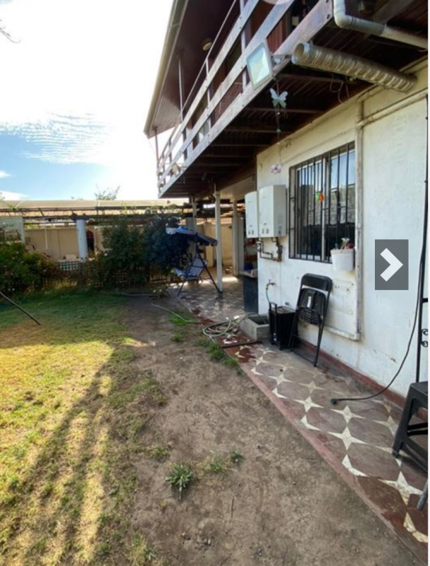 Casa 2 Pisos 6 D, 3 B, 6 E, Amplio Patio, Sector Residencial