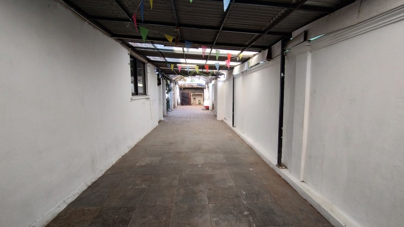 Casa 2 Pisos 6 D, 3 B, 6 E, Amplio Patio, Sector Residencial