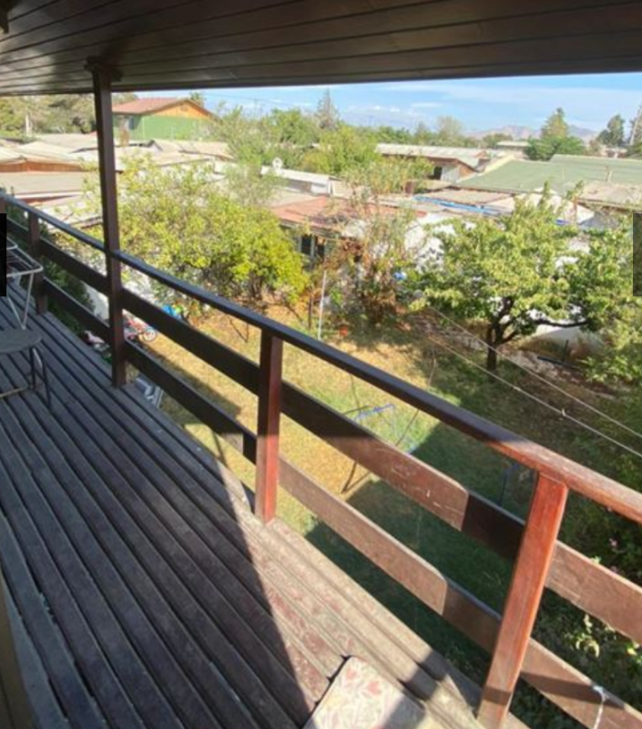 Casa 2 Pisos 6 D, 3 B, 6 E, Amplio Patio, Sector Residencial