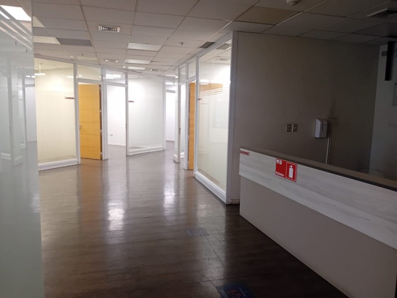 🏢 Exclusiva Oficina Corporativa en Arriendo|Santiago Centro