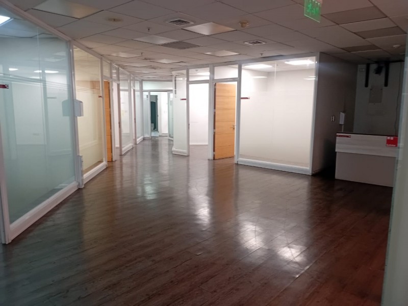 🏢 Exclusiva Oficina Corporativa en Arriendo|Santiago Centro