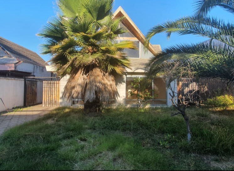 Oportunidad Amplia Casa en Venta Centro de Talca