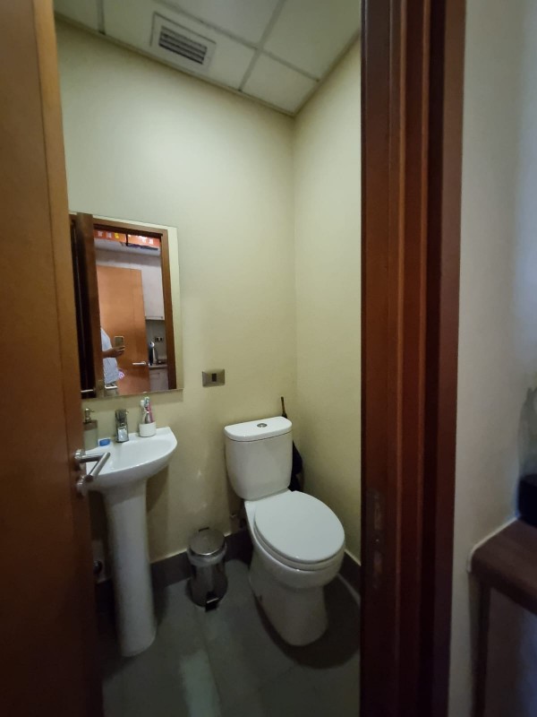 Amplia Oficina en Venta de 48 M2