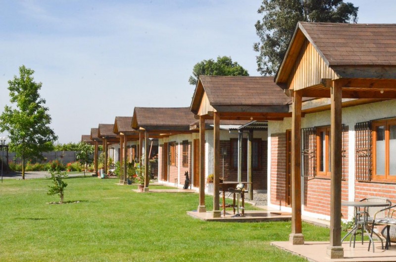 Casa en Arriendo / Condominio Camino A Romeral / 2D 1B
