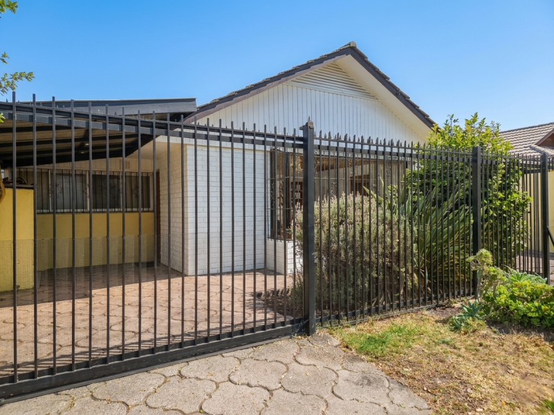 Se Arrienda Casa las Condes 3D/2B/estc y Piscina