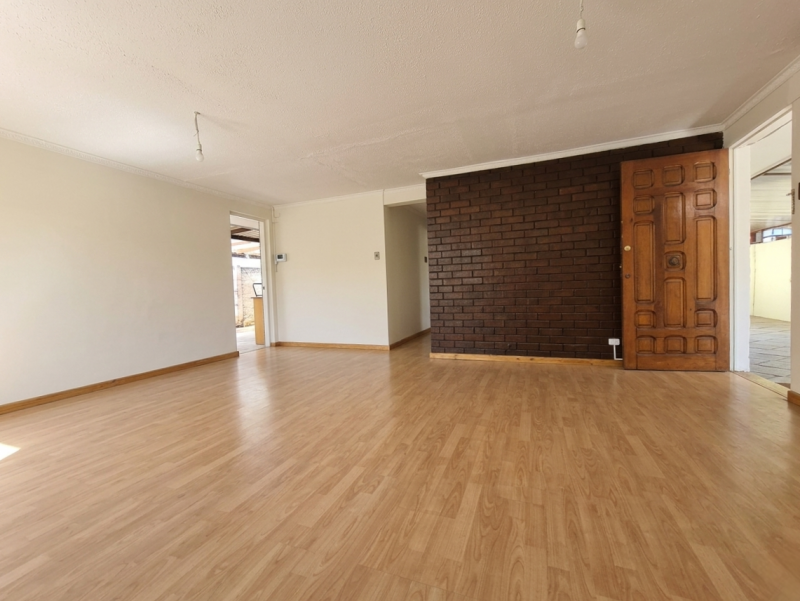 Se Arrienda Casa las Condes 3D/2B/estc y Piscina