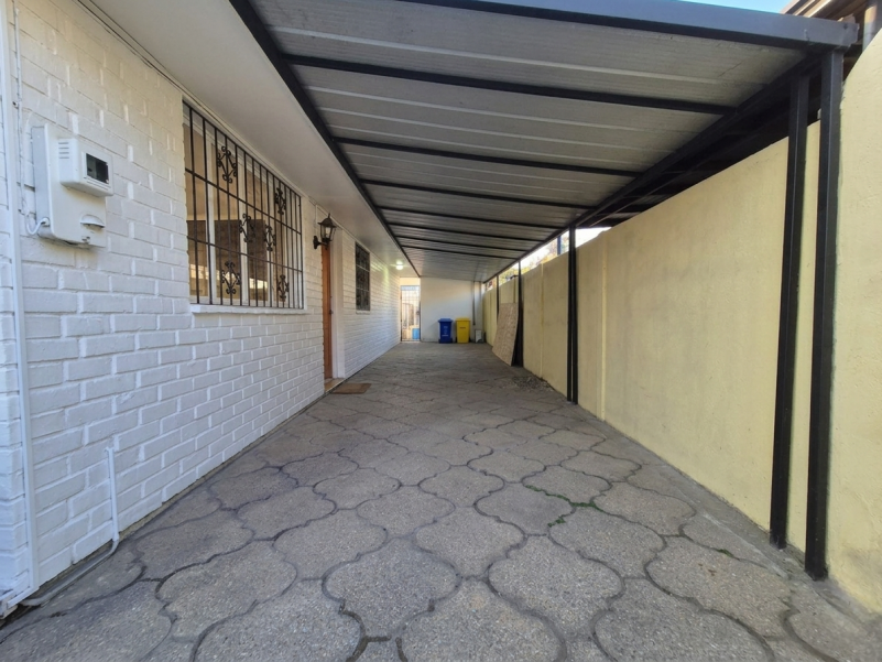 Se Arrienda Casa las Condes 3D/2B/estc y Piscina