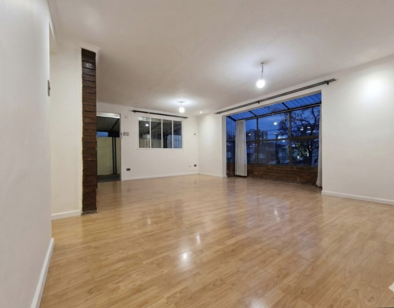 Se Arrienda Casa las Condes 3D/2B/estc y Piscina