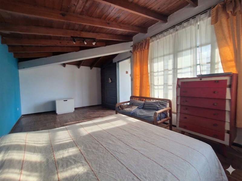 Se Vende Casa 6D/4B/2Est los Alerces Nuñoa