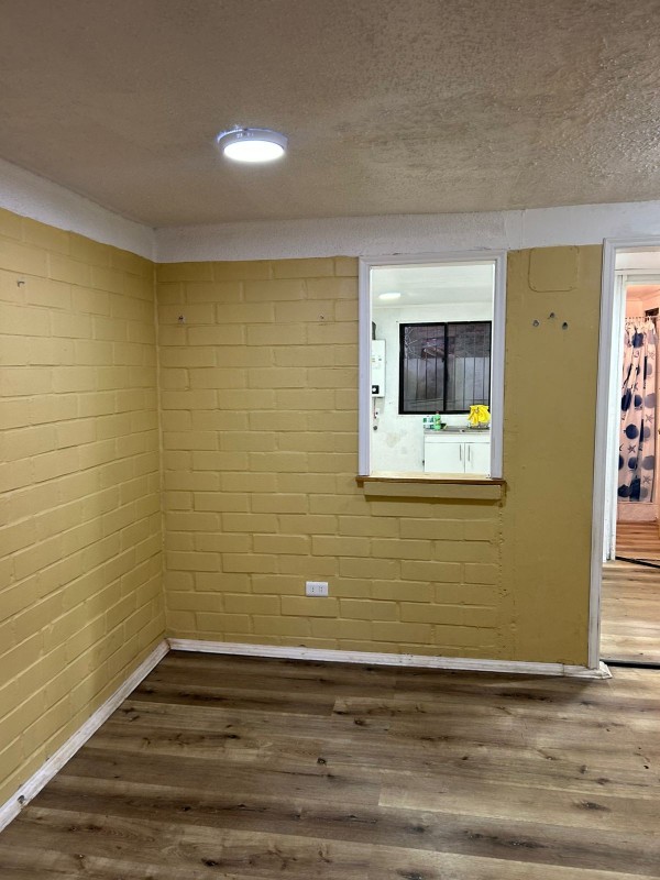 Vende Casa en San Bernardo. (Prox. Metrotres los 5 Pinos)