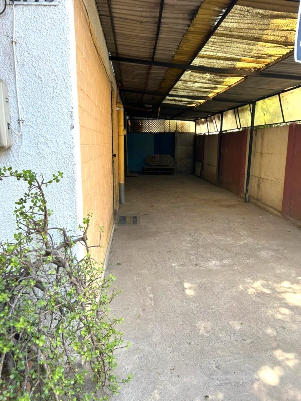 Vende Casa en San Bernardo. (Prox. Metrotres los 5 Pinos)