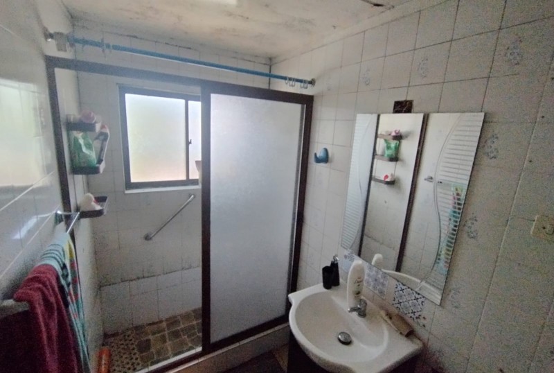 Vende Propiedad Uso Habitacional/comercial en Coronel