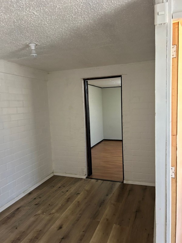 Vende Casa en San Bernardo. (Prox. Metrotres los 5 Pinos)
