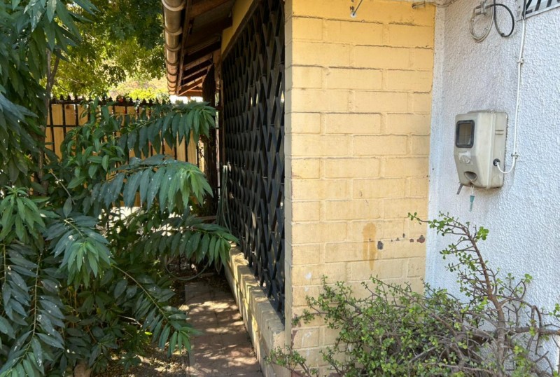 Vende Casa en San Bernardo. (Prox. Metrotres los 5 Pinos)
