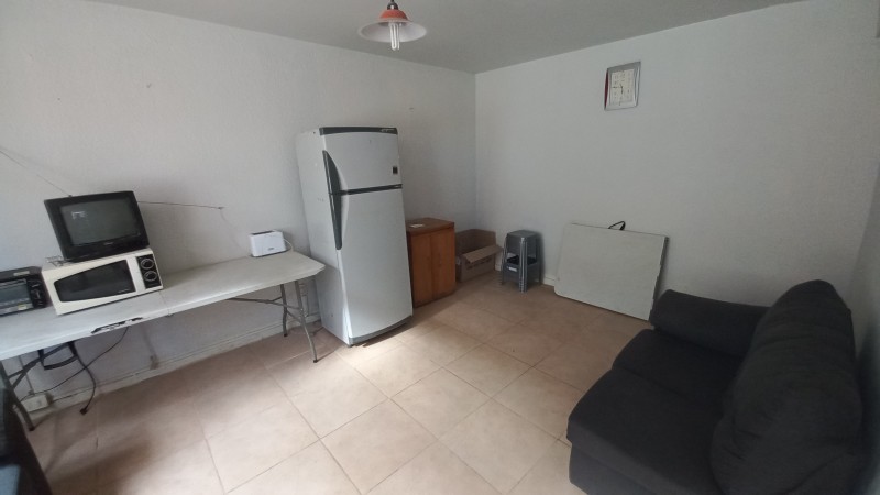 Venta de Casa Amplia para Inversion