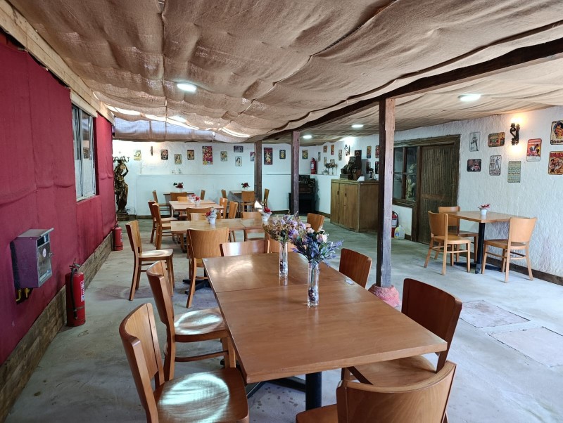 Restaurant Equipado Completo Camino A Panimávida - Linares