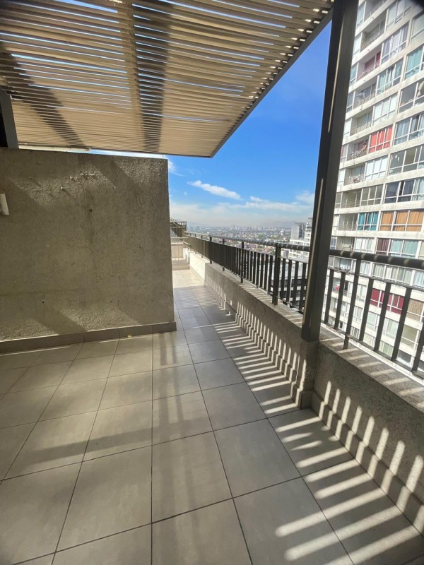 Arriendo Departamento en Avda Ecuador, Est Central.