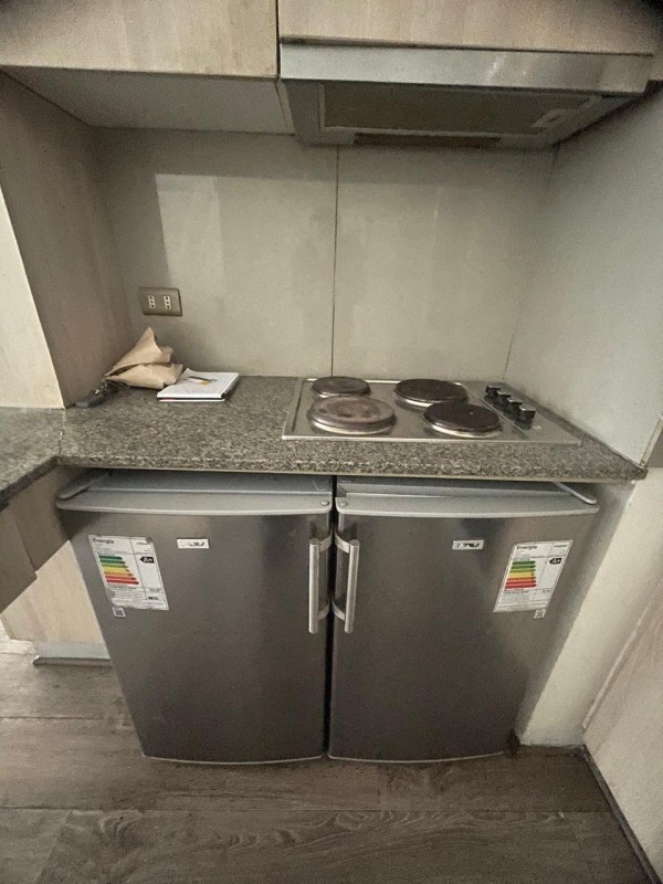 Arriendo Departamento en Avda Ecuador, Est Central.