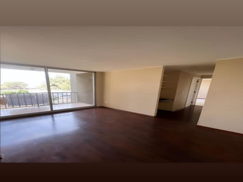 Departamento Cercano A Metro las Rejas.