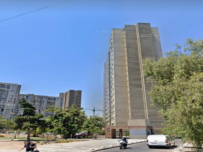 Departamento Cercano A Metro las Rejas.