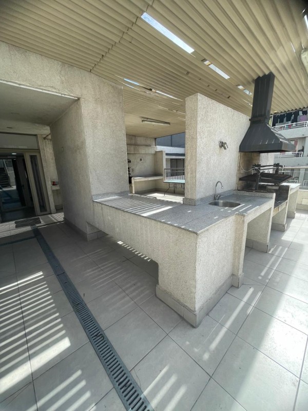 Arriendo Departamento en Avda Ecuador, Est Central.
