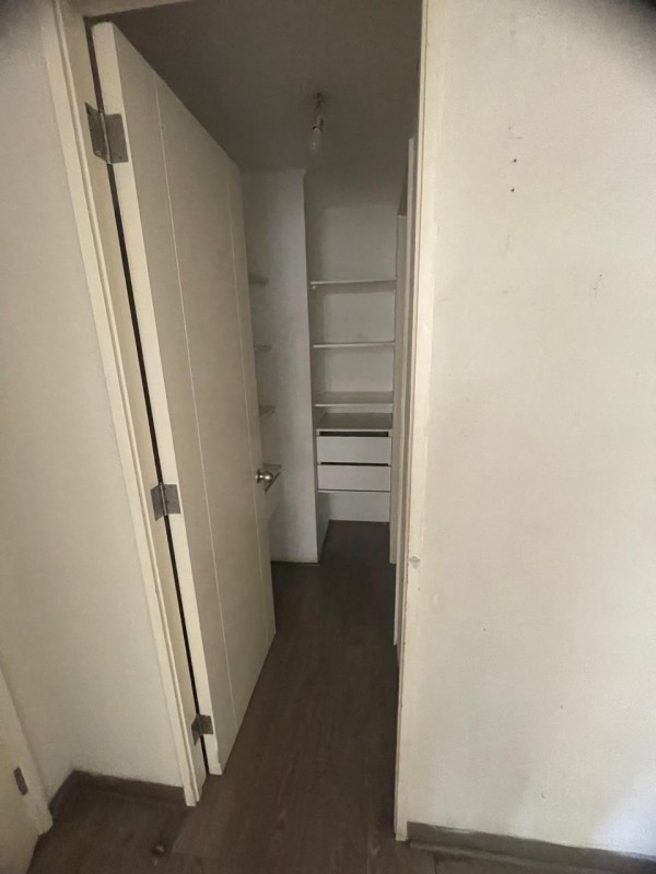 Arriendo Departamento en Avda Ecuador, Est Central.