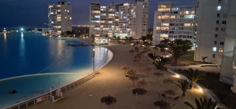 Departamento en Exclusivo Condominio Laguna del Mar