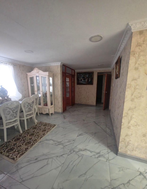 Espectacular Casa para Inversión para Uso Comercial O Vivir