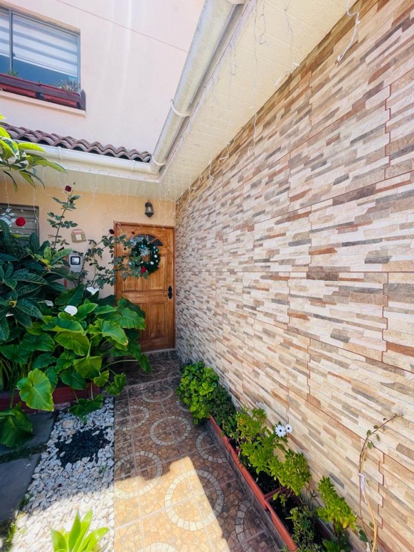 🔥¡espectacular Casa en Peñuelas (4D+4B) Arriendo O Venta!🔥