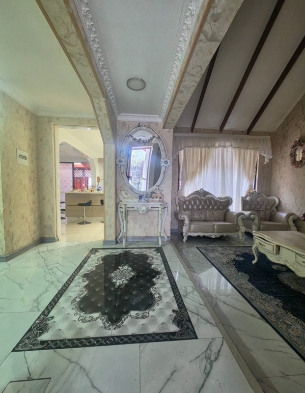 Espectacular Casa para Inversión para Uso Comercial O Vivir