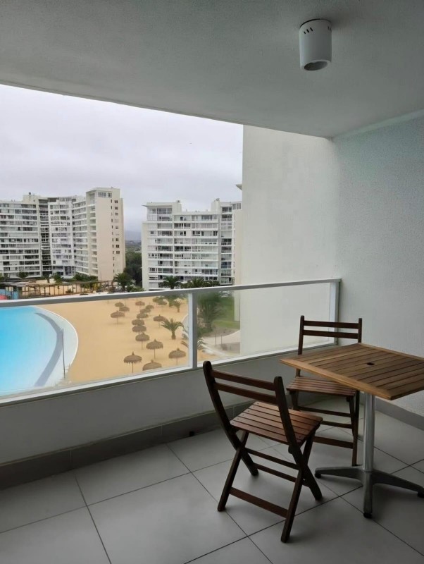 Arriendo Departamento en Exclusivo Condominio Laguna del Mar
