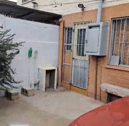 Vendo Casa Con Excelente Ubicación (Precio Conversable)