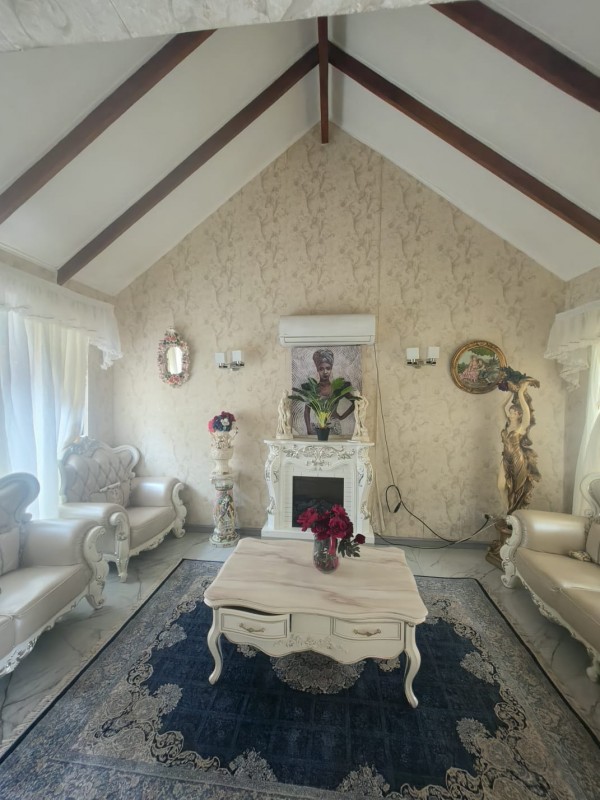 Espectacular Casa para Inversión para Uso Comercial O Vivir