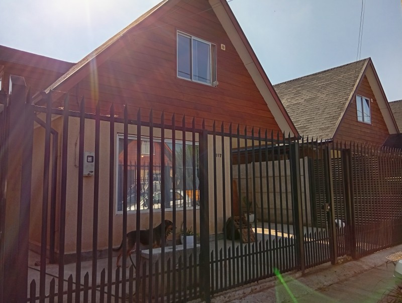 Fotografía de Linda Casa 3D + 2B para Arriendo desde Mayo.