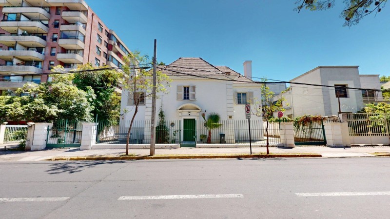 Arriendo Casa Comercial Metro Ines de Suarez