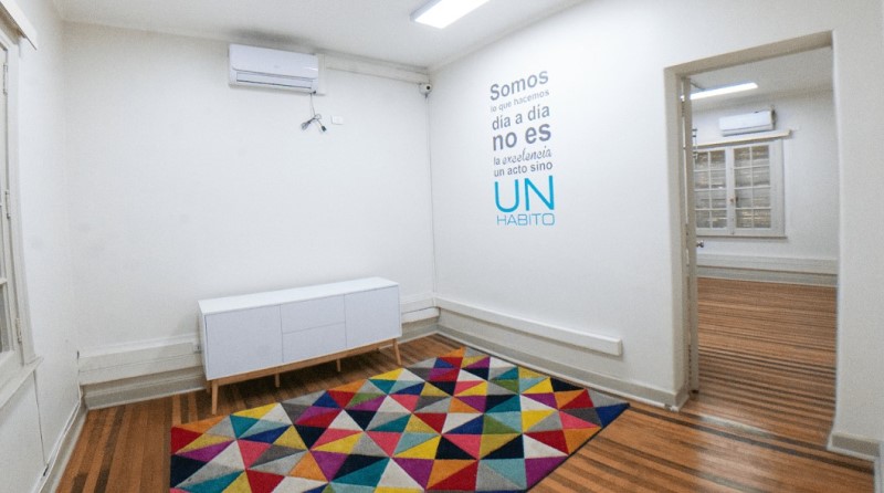 Arriendo Casa Comercial Metro Ines de Suarez